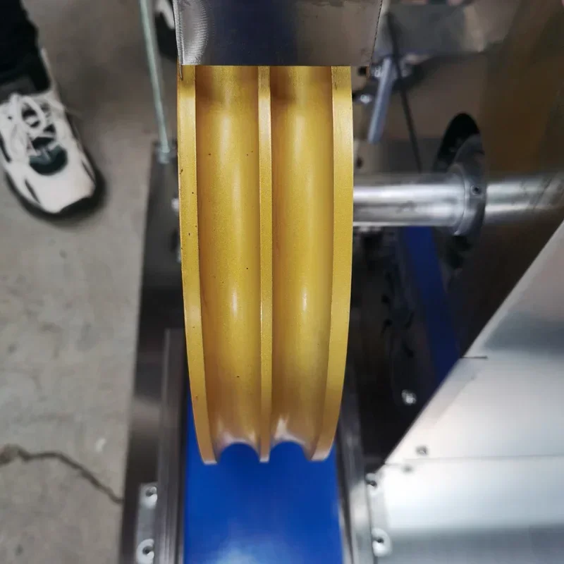 

110/220V 30-200g Dough Divider Machine Commercial Small Dough Divider Rolling Maker Electric Dough Ball Cutting Cutter Maker