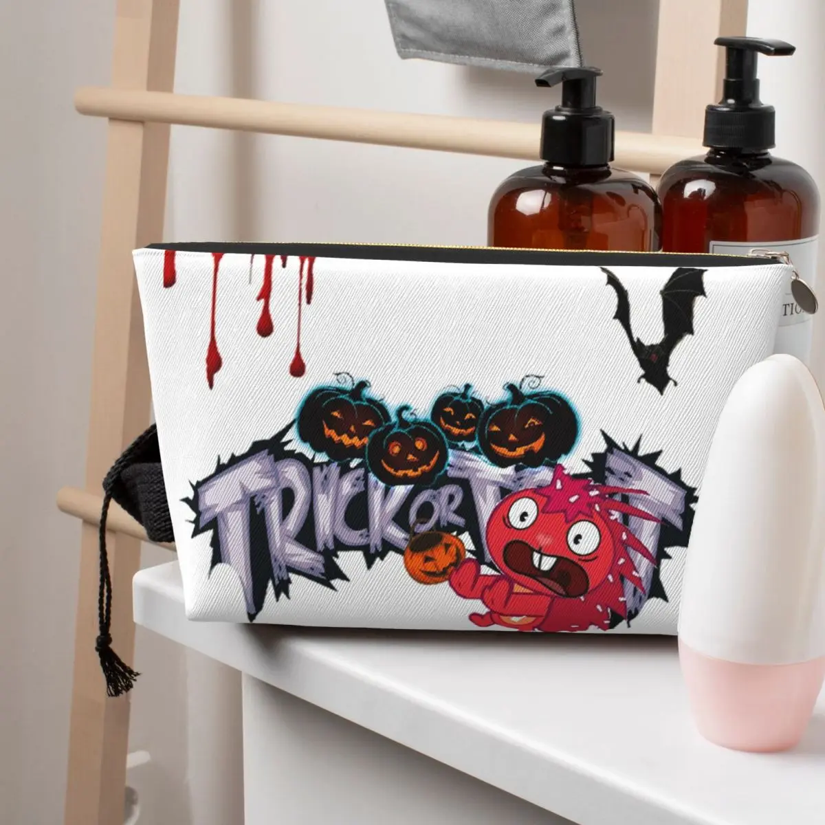 

Flaky Happy Tree Friends Women Cosmetic Bag Travel Makeup Organizer Pouch Toiletry Storage Dopp Kit Box