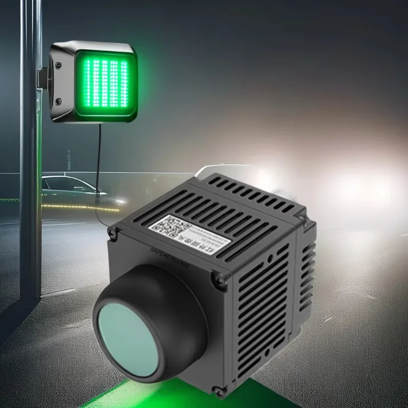 IP67 Thermal Night Vision CCD Imaging Sensor 384x288 Resolution Infrared Front Car Driving