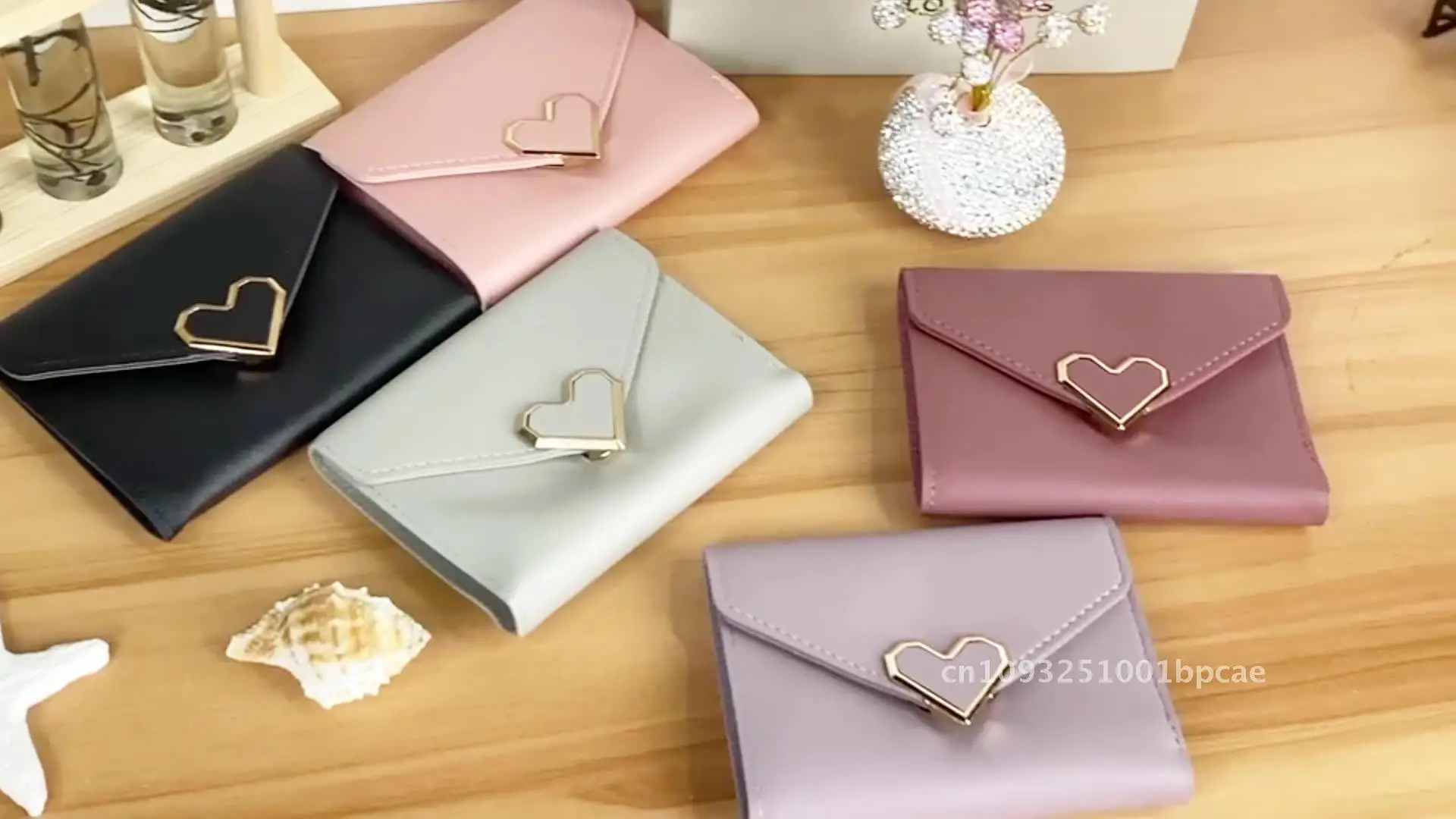 

Fashion 30% Folding Wallet Student Fresh Clutch Simple Mini Small Wallet