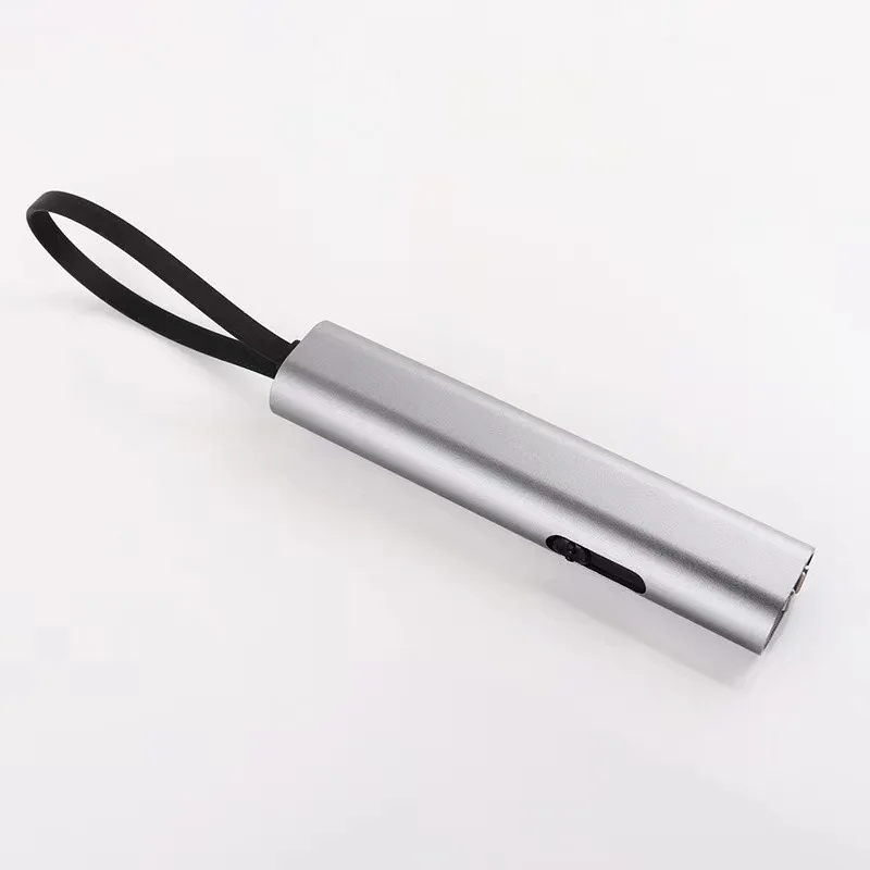 3-in-1 Multifunctional Car Charging Cable, Metal Housing, Compact and Retractable Design, Type-C, Micro-USB, Lightning