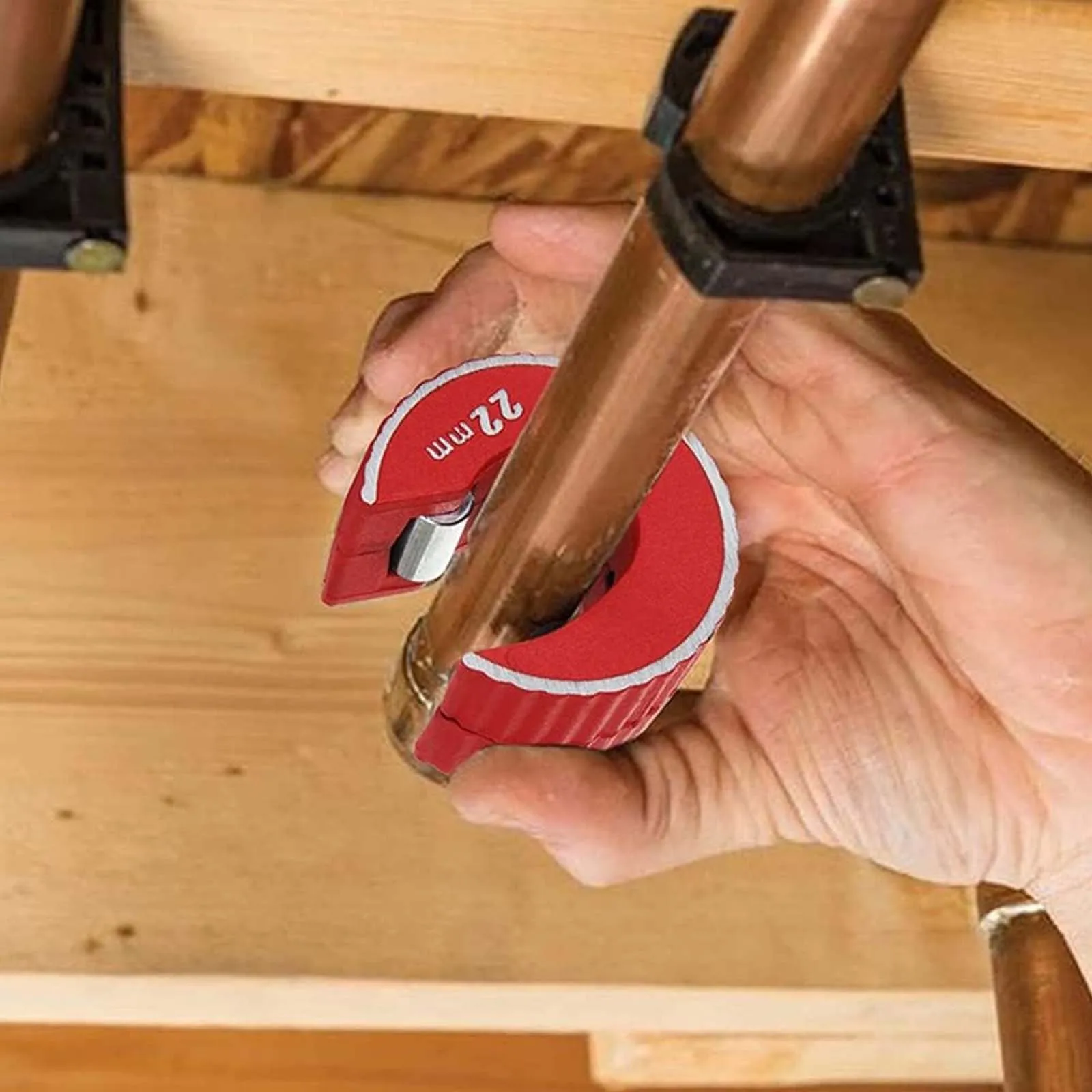 

15/22/28mm Round Tube Cutter, Portable Self Locking Manual Rotary Tube Cutter for Copper, Aluminum, PVC Tube