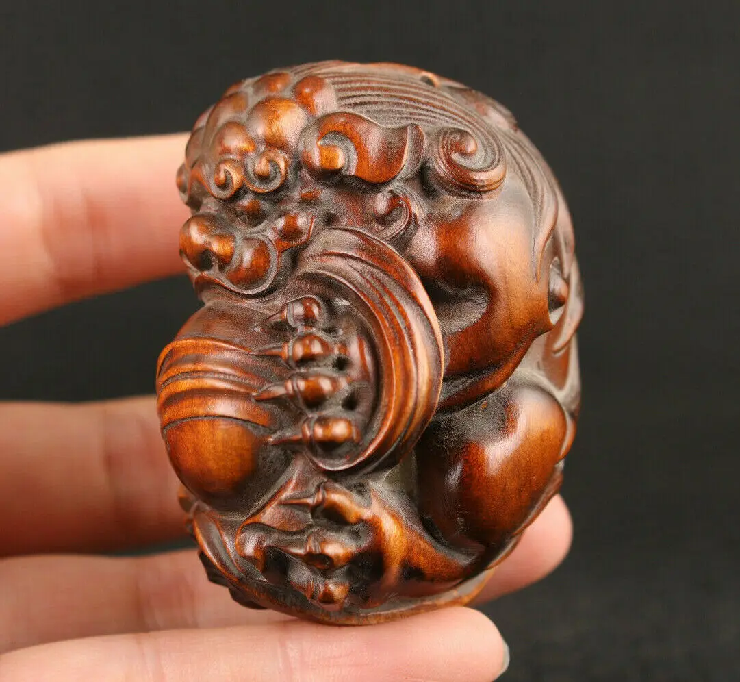 Rare japanese Chinese Boxwood Handwork kirin Statue hand piece netsuke