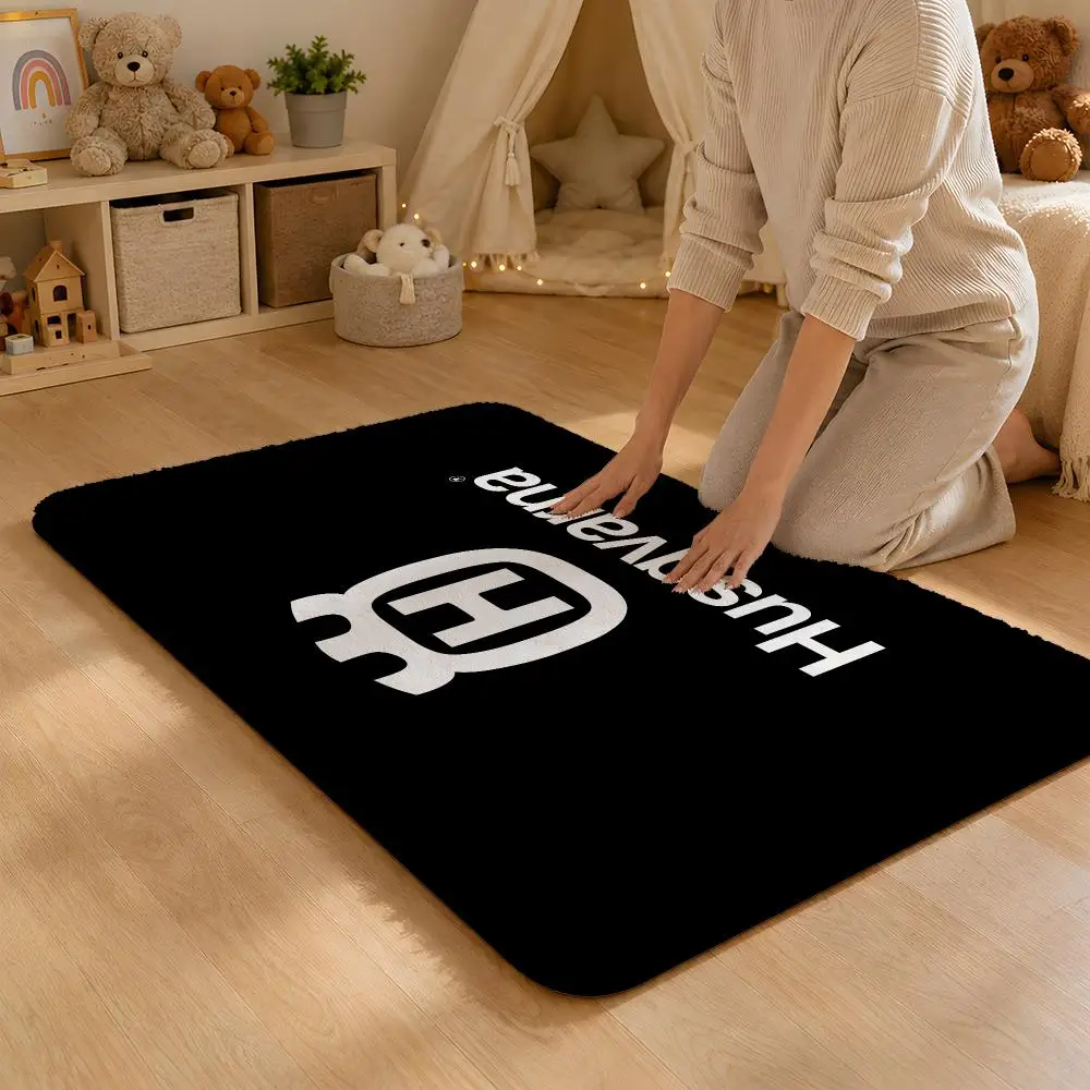 H-Husqvarna Logo Floor Mat Flannel Rug Non Slip Absorbent Soft Washable For Entryway Hallway Bathroom Kitchen Decor view 5