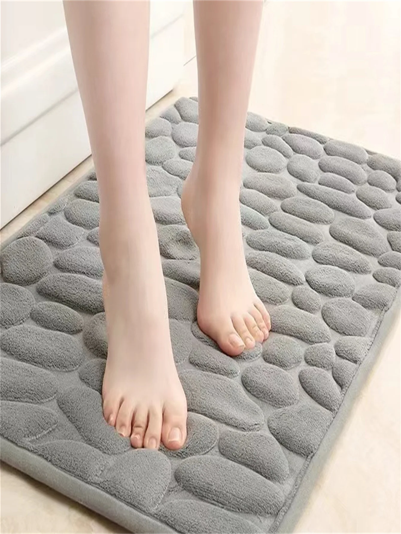 U-shaped Coral Velvet Floor Mat Thickened Memory Sponge Pebble Entrance Carpet Quick-drying Foot Mat Toilet Non-slip Floor Mat