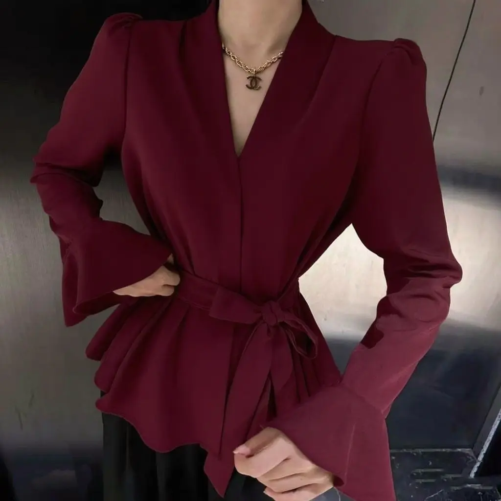 

French Style Long Sleeve Slim Fit Shirt Women's Spring Autumn New Fashion Bell Sleeve Waist Cinched Top Breathable Skin-Friendly
