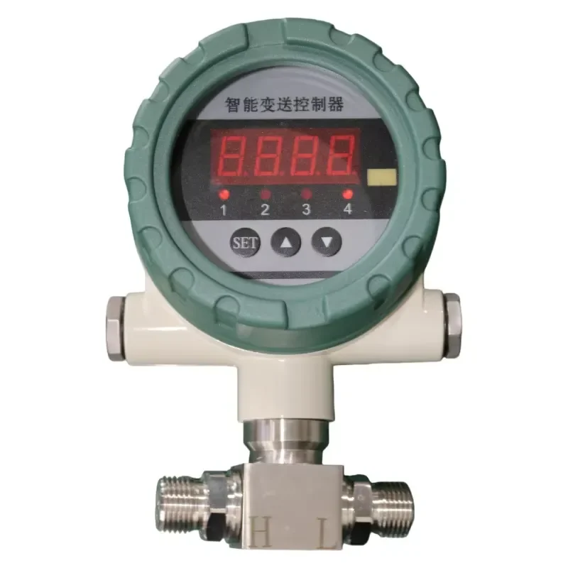 Thread Connected Differential Pressure Transmitter 4-20mA Alloy Material On-site Adjustment DP Controller Liquid IP66
