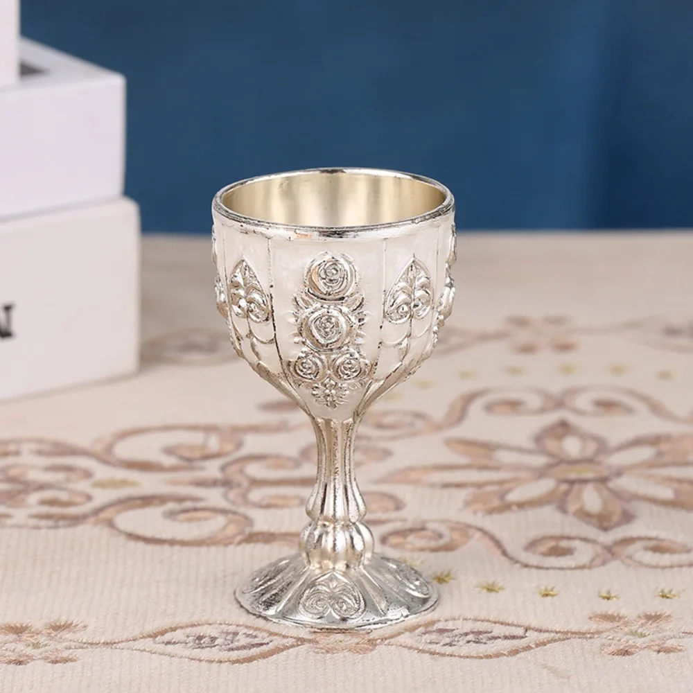 Creative Retro Wine Glasses Metal European Style Dinnerware Goblet Spirit Vodka Drinkware White Wine Cup Bar Home Decor