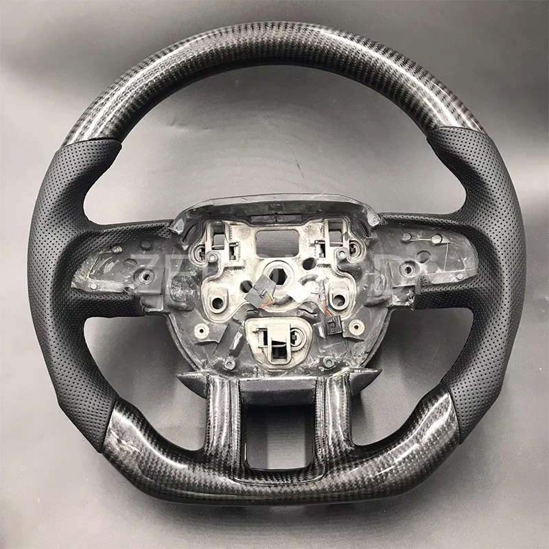 Custom Sport Carbon Fiber Steering Wheel For Land Rover Range Rover Evoque 2011 2012 2013 2014 2015 2016 2017