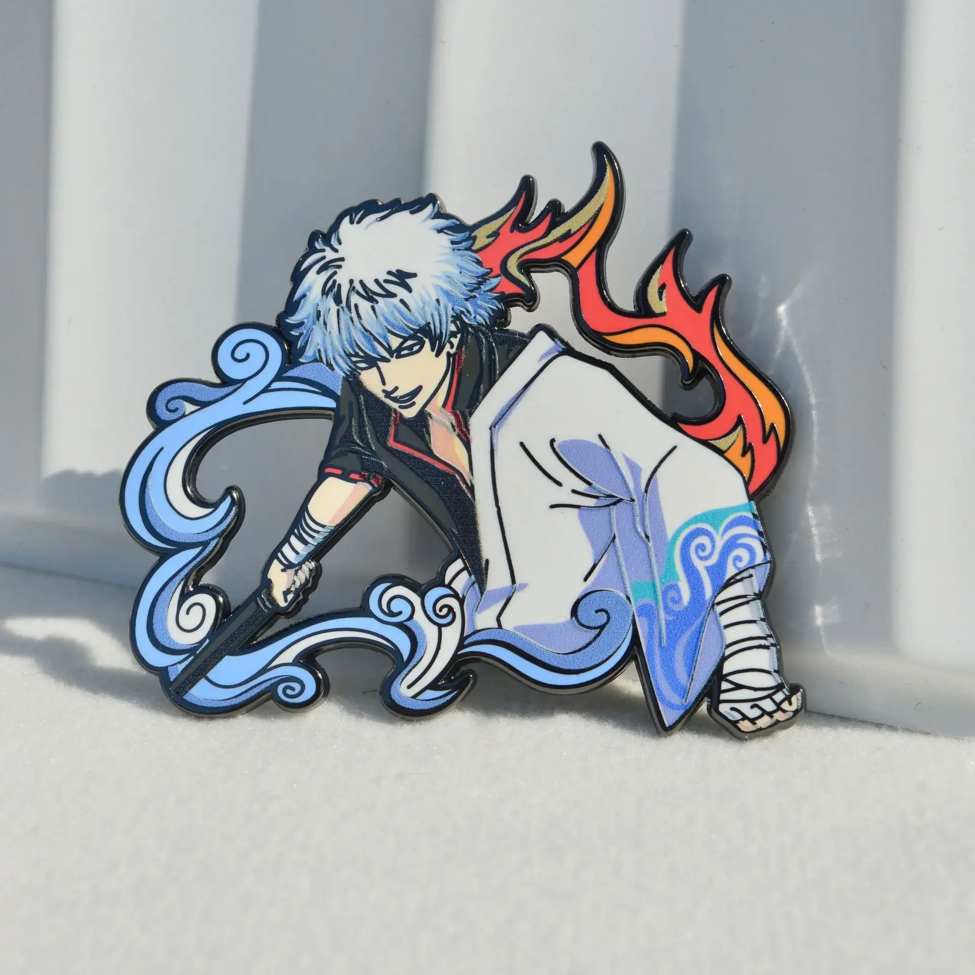 ساكاتا جينتوكي المينا شارات أنيمي جينتاما دبابيس اليابانية مانغا بروش أيقونة شارة لحقيبة الظهر الملابس التلبيب تأثيري لعبة الهدايا #6