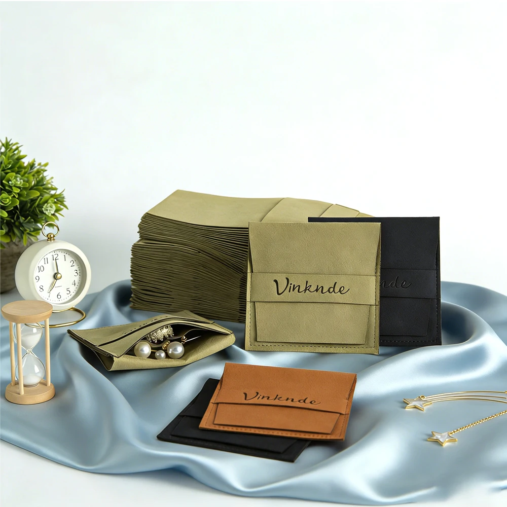 

Портативная зеленая замшевая сумка для ювелирных изделий из микрофибры с отделением, упаковочные сумки для обручальных колец, дорожные сумки для хранения наушников на заказ