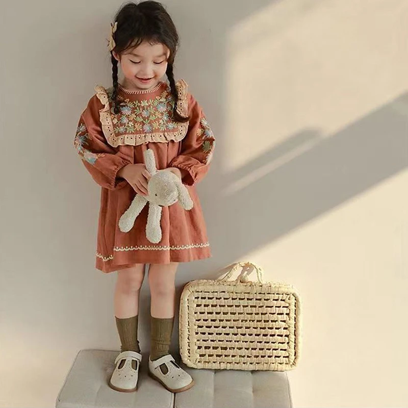 Spring Autumn Girls Dresses Kids Hollow Lace Embroidered Dress Children Vintage Clothing Toddler Girls Princess Dress for 1-7Y
