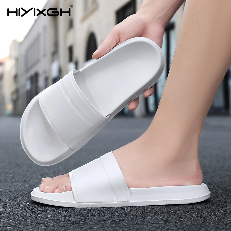 شباشب رجالية عصرية صنادل داخلية وخارجية للشاطئ شرائح ناعمة مريحة للرجال أحذية كاجوال شباشب منزلية للرجال والنساء مقاس كبير