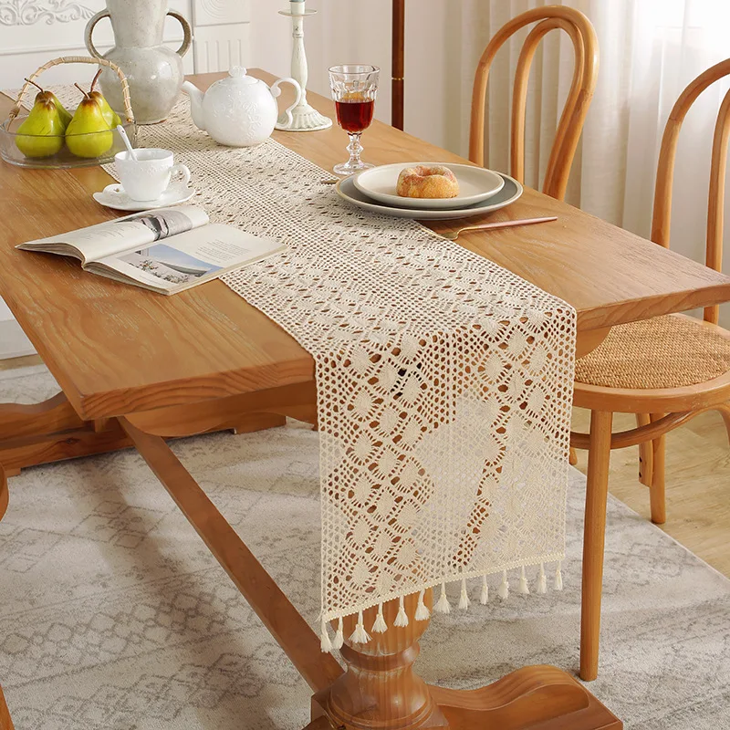 

American Vintage Table Runner Court Handmade Crochet Flower Openwork Delicate Tassel Lace Placemat Wedding Table Decoration