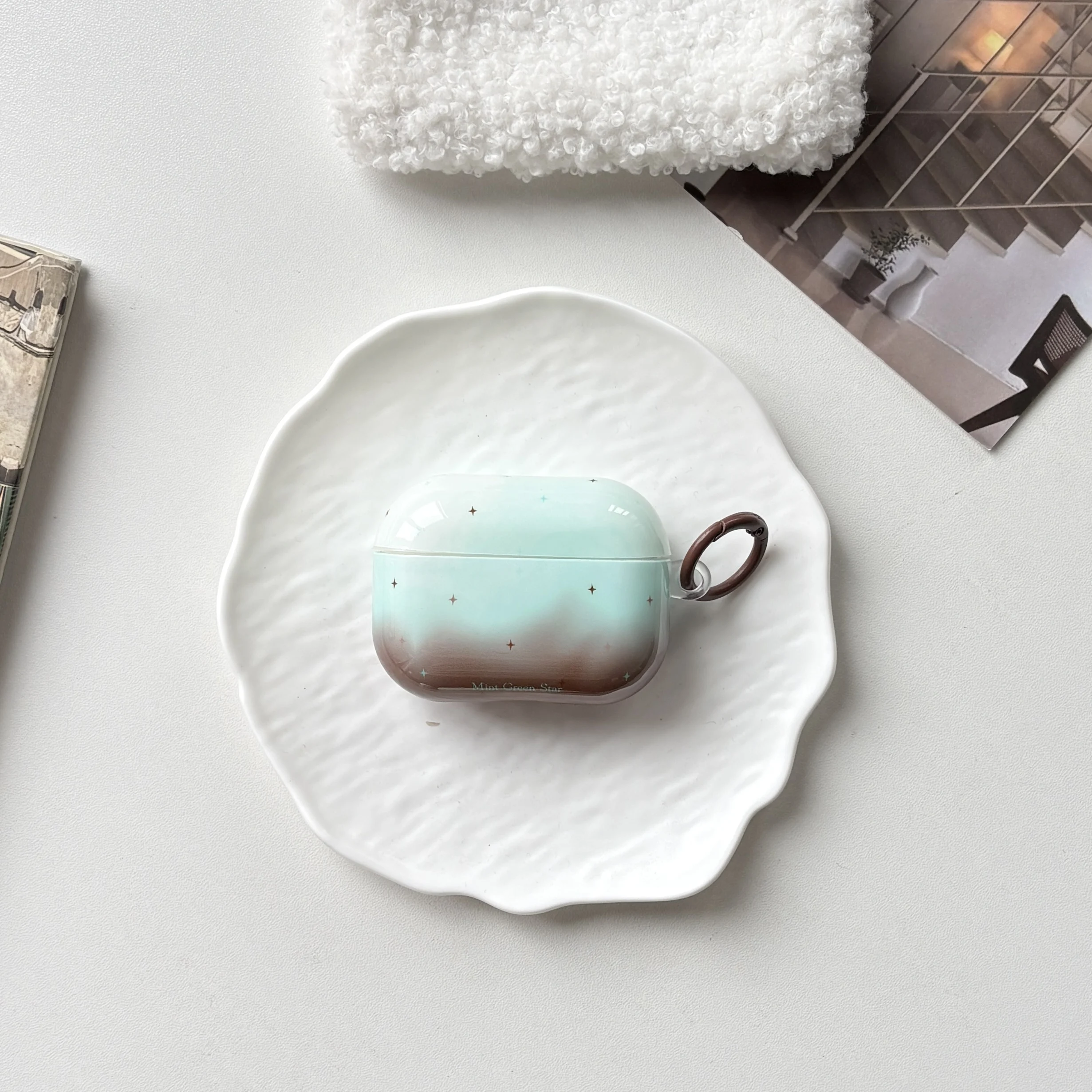 حافظة سماعة أذن بنية متدرجة باللون الأخضر النعناعي مع حلقة بنية مناسبة لأجهزة AirPods Pro3 Pro2 1 2 3 4 Pro