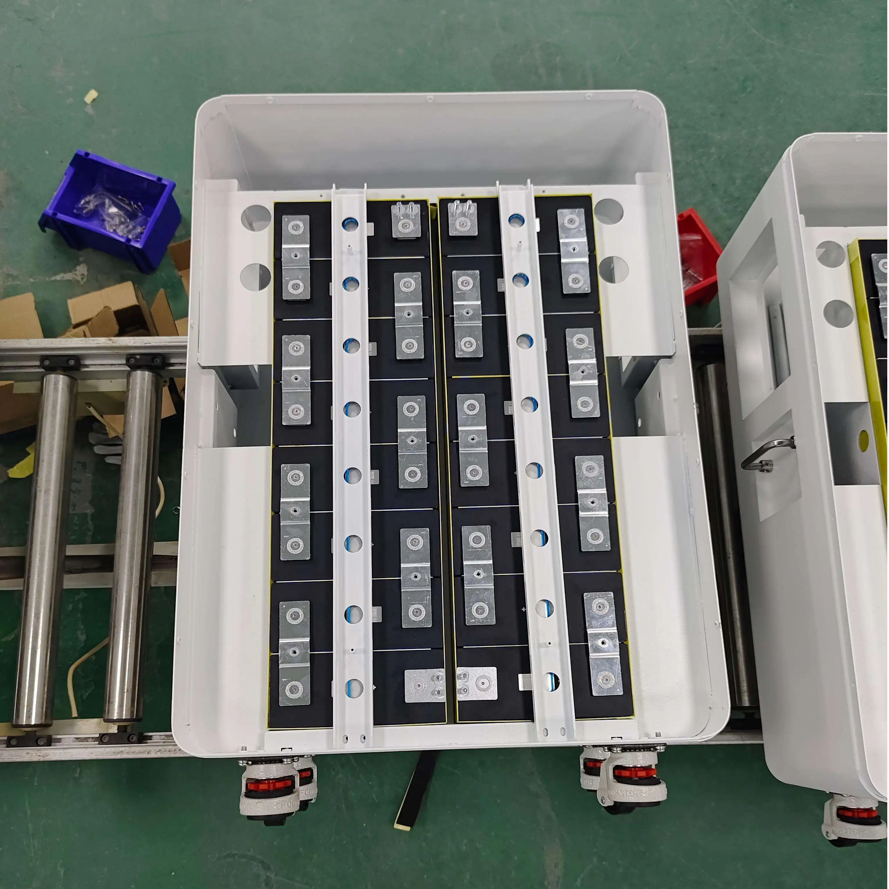 TTNergy Factory الكل في واحد البطارية الشمسية 15kwh 20kwh بطارية ليثيوم 48V 51.2V 200ah 300ah مكدسة Lifepo4 البطارية مع العاكس