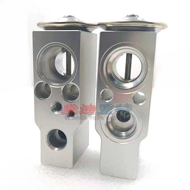 

JQD500070 Car Air Conditioning Expansion Valve For 10-15 Land Rover Defender L316 00-06 Nissan A33 922005M000 4475008200