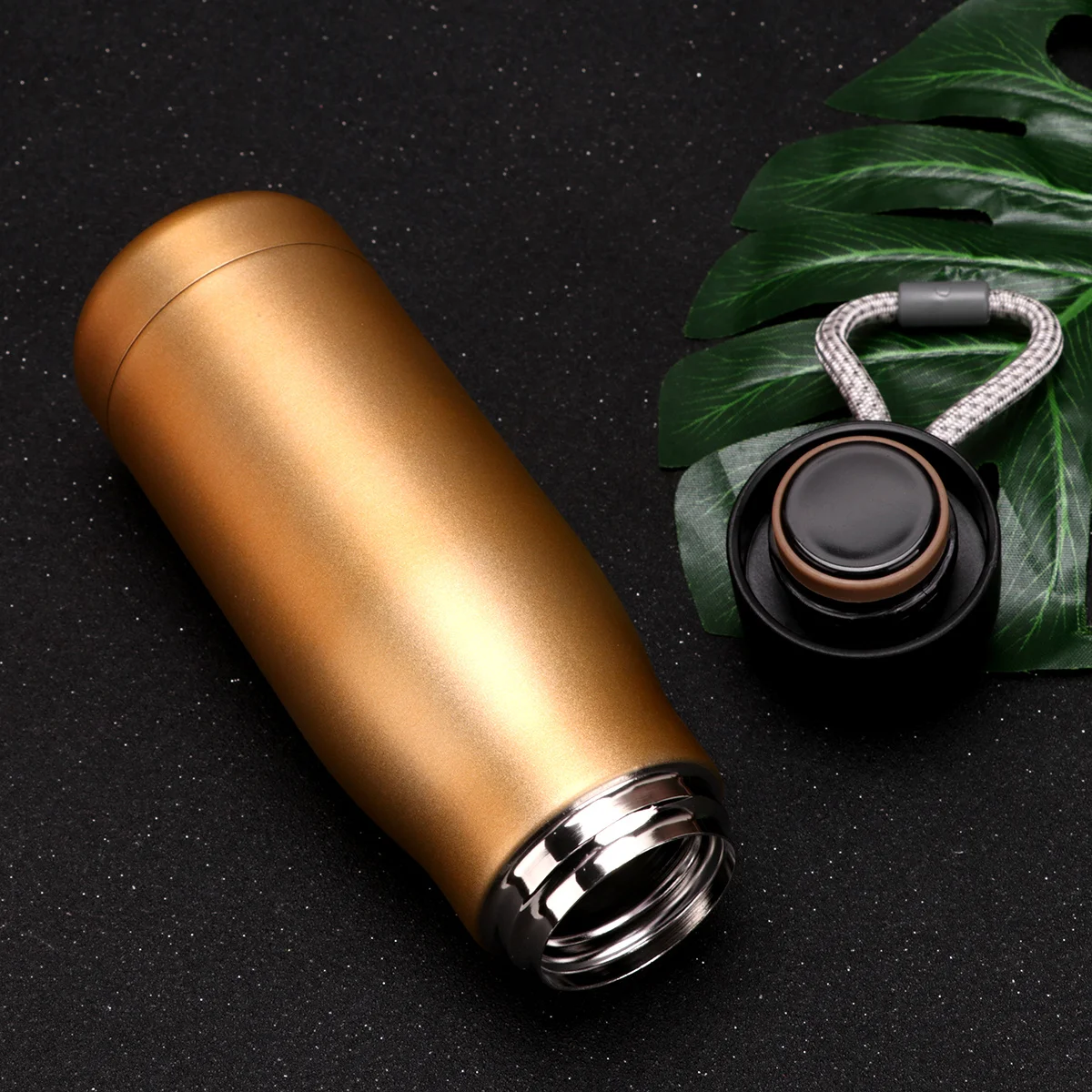 

1Pcs Stainless Steel Insulation Water Bottle 450ml Pc Lid Large Capacity Bike Water Bottle Riding Kettle Outdoor Sports