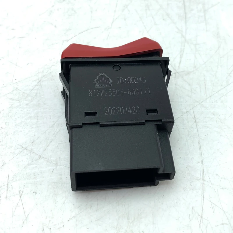 Emergency Alarm Switch 812W25503-6001 For Sinotruk SITRAK C7H G7 Four-flash Double-flash Red Switch Button Original Parts