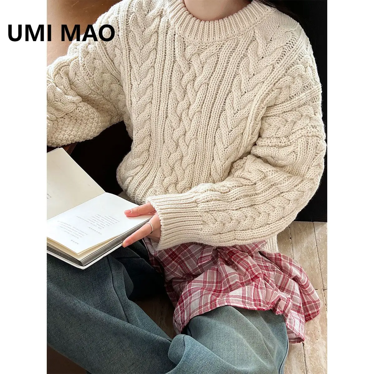 

UMI MAO Thickened Cable Knit Sweater Women Autumn Winter New Loose Lazy Christmas Atmosphere Red Top Femme