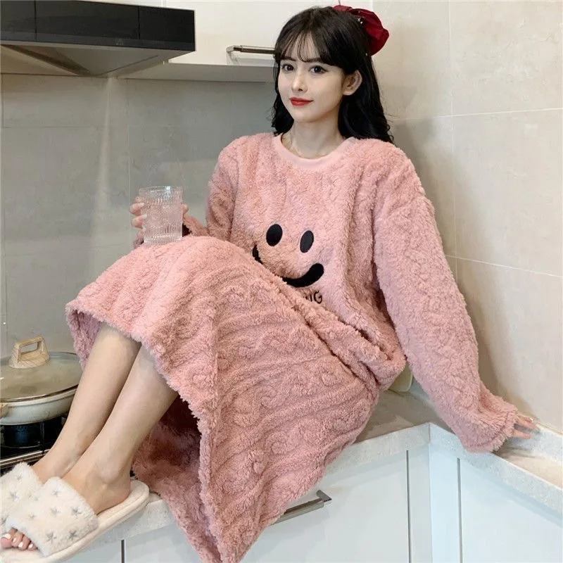 Thickened Warm Winter Pyjamas Female Coral Velvet Nightgown Sweet Girls Students Pregnant Women Can Wear Sleepwear Loungewear