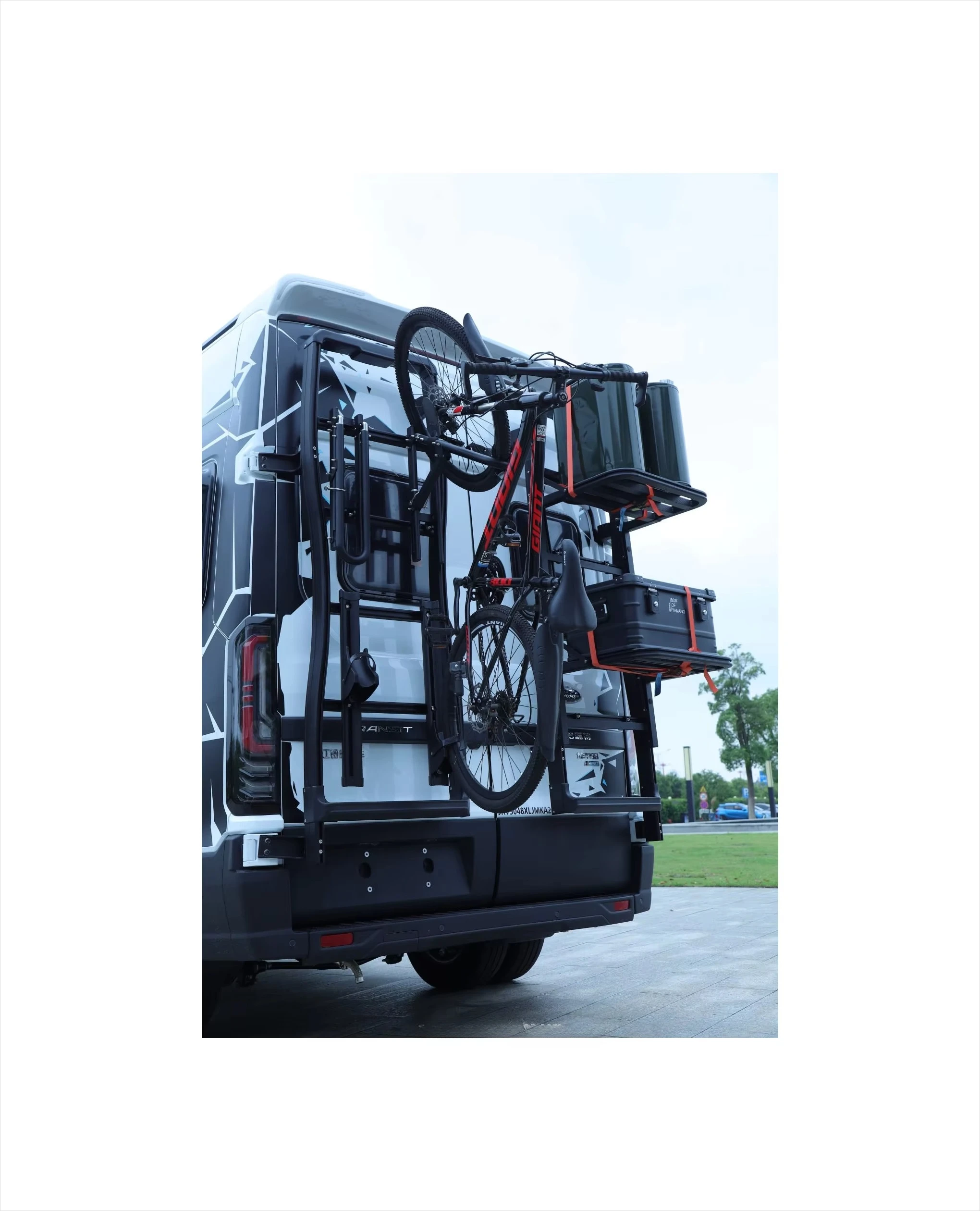 High Quality Quick-Release Rear Door Rack for Motorhomes Control Accessory with Back Rack Ladder