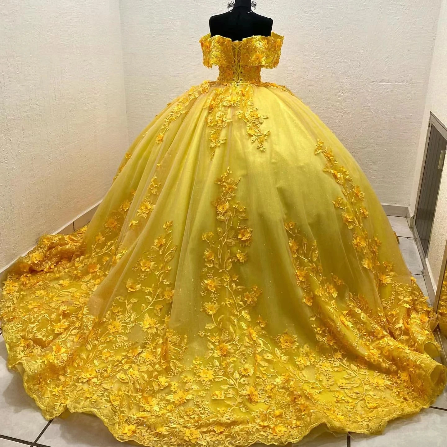 Bright Gold quinceanera Dresses Beading Appliques 3D floral lace-up corset Birthday Prom Party Dress Vestidos De 15 Años