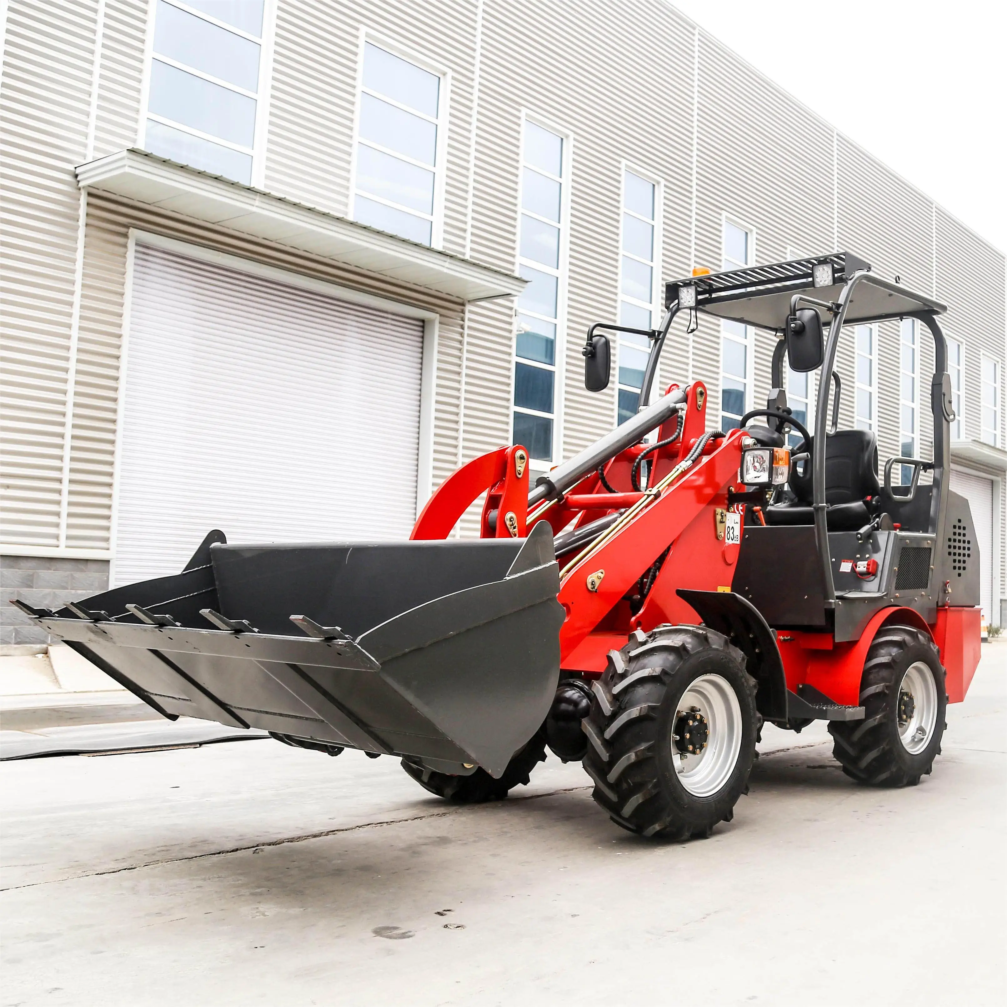 for High Quality Multi functional Electric Loader 3M 400KG 600KG Wheel Front Loader with Snow Plow