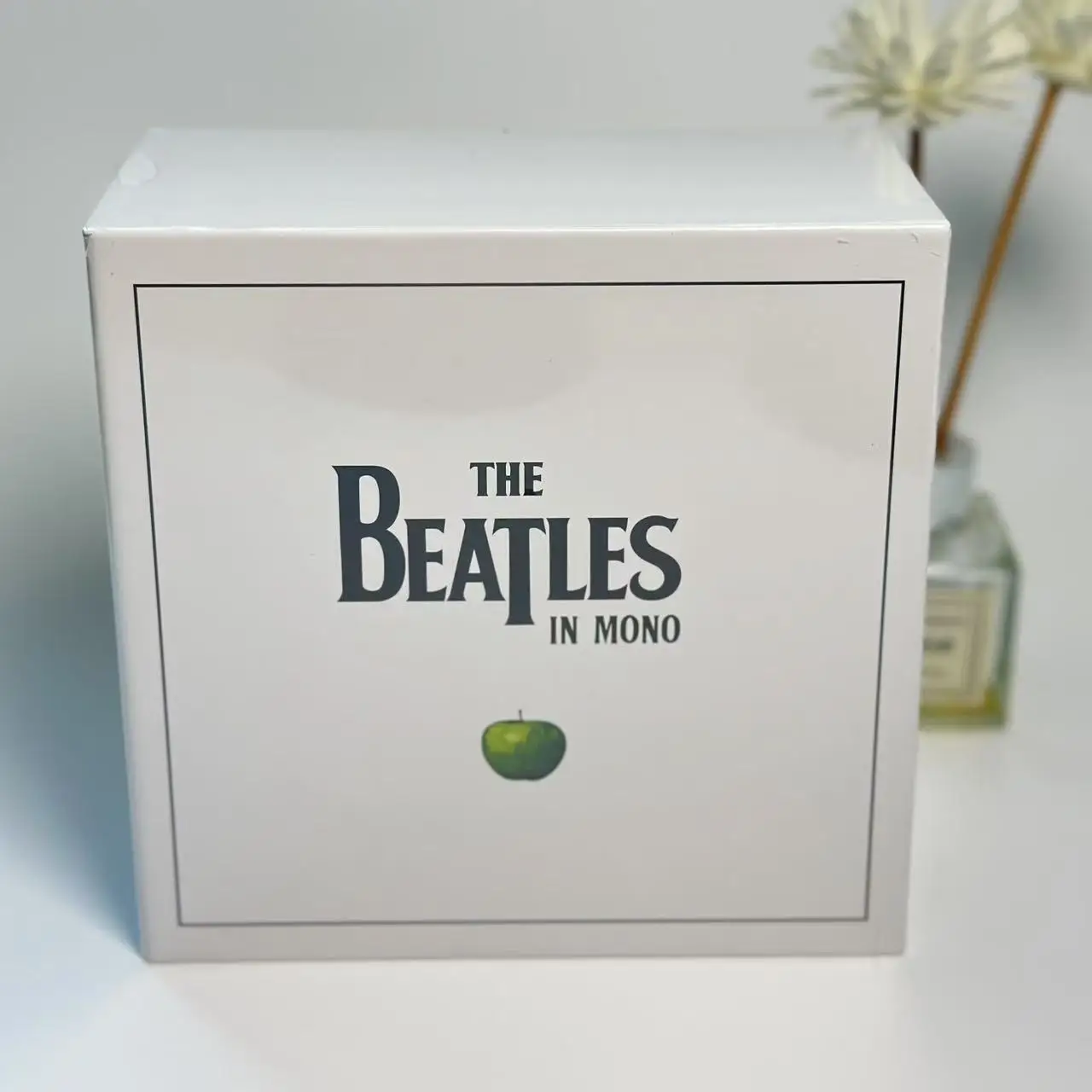 Musica di Band Pop Europee e Americane: Album Ufficiale in Mono della Famosa Band Rock Americana (13CD) Collezione Bianca
