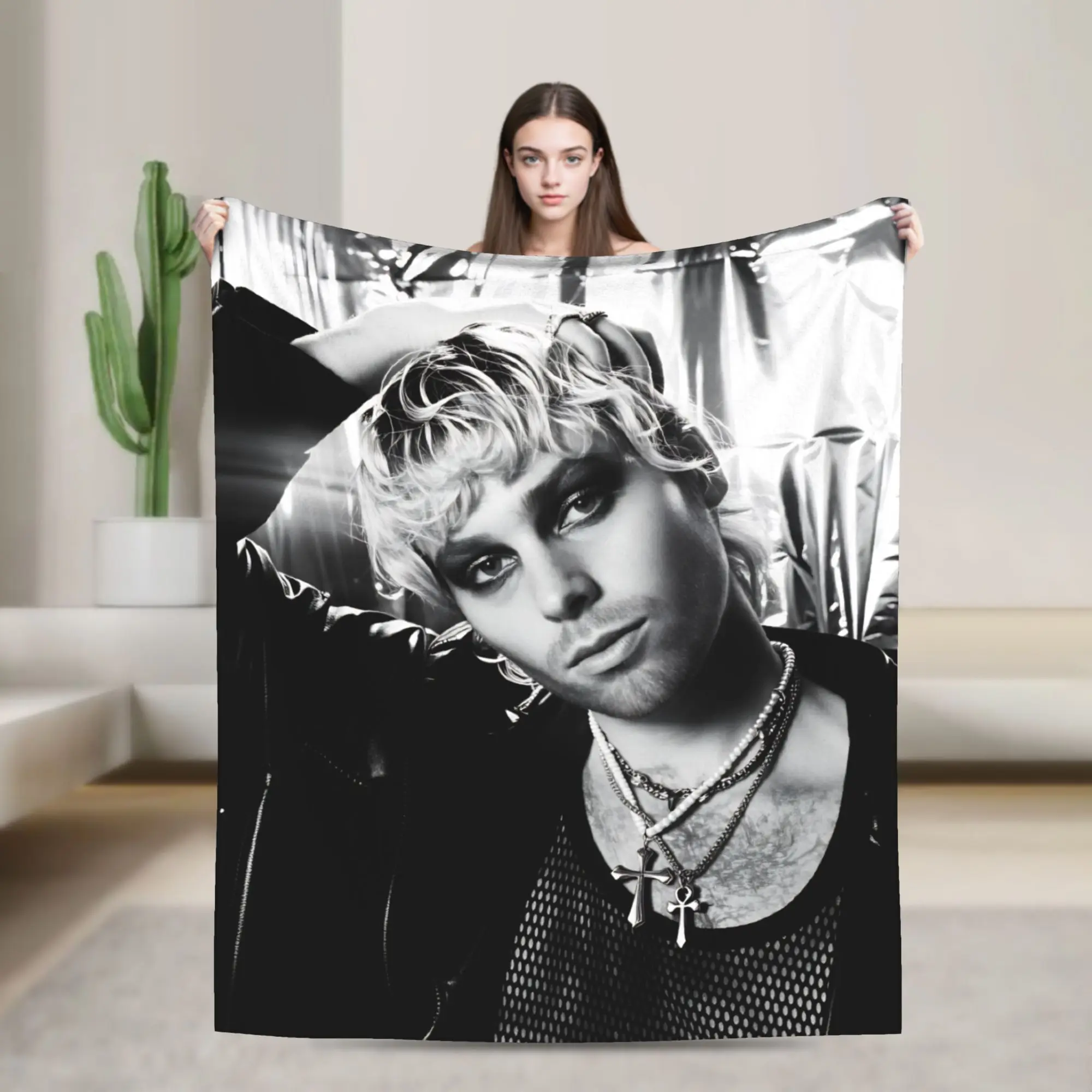 Luke Robert Hemmings Flannel Blankets 5 S-Seconds Summer Warm Throw Blanket for Bedroom Camping Funny Bedspread Sofa Bed Cover