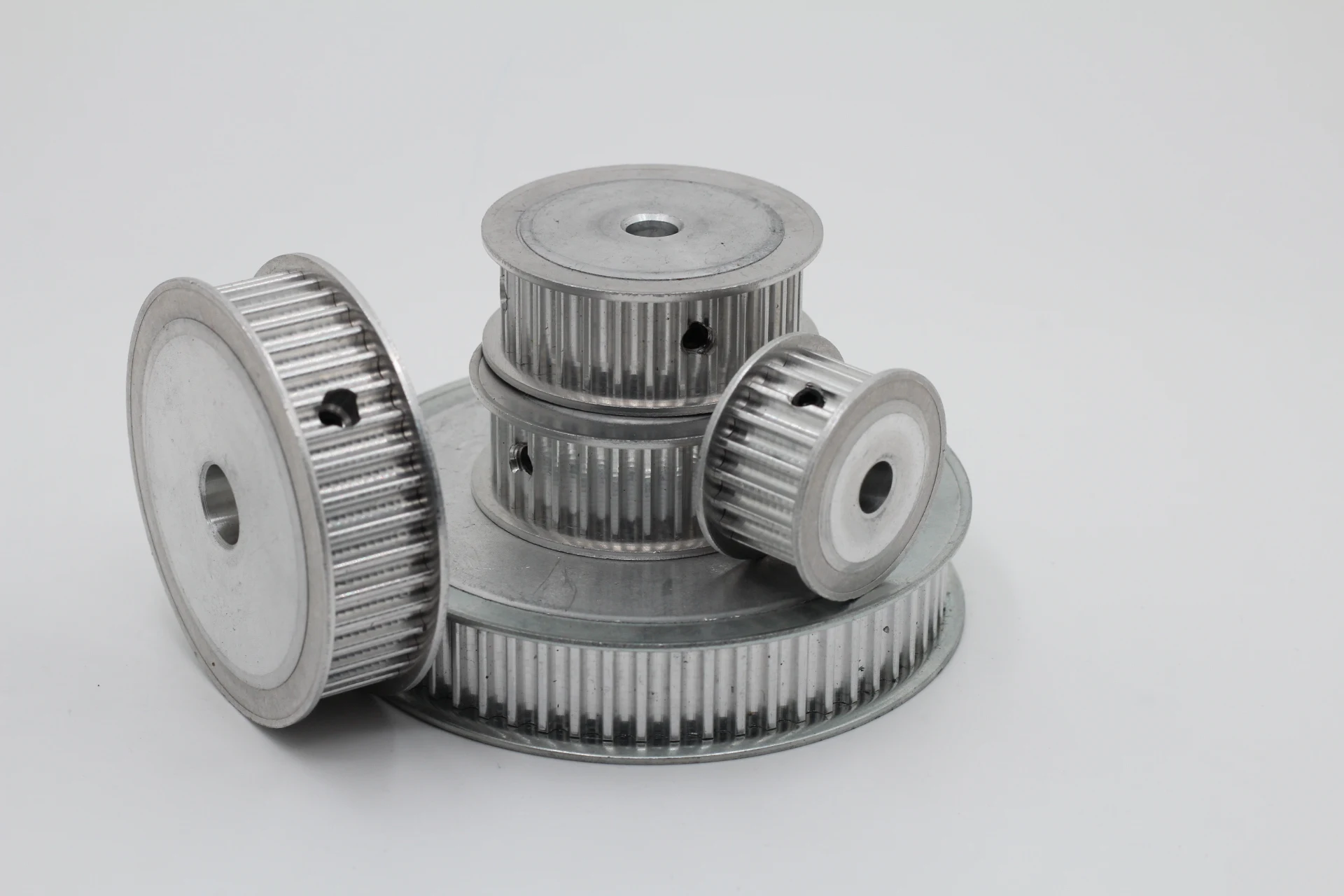 

HTD5M 34Teeth 35Teeth 36Teeth 38Teeth Synchronous Timing Pulley Bore6-30mm for 10/15mm Belt 5M34T 35T 36T 38T Transmission Parts