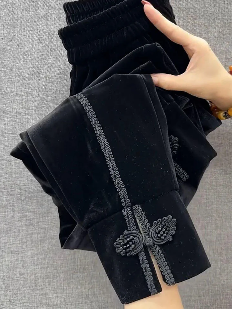 2024 autumn and winter new retro buckle nine point velvet women\'s pants Korean version high waisted versatile harem pants trend