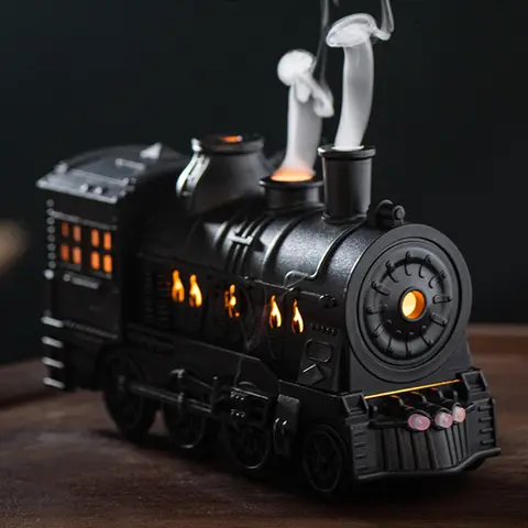Train Diffuser 300ml Essential Oil Diffuser Flame Effect Cool Mist Humidifier Night Light Retro Train-Shaped Aroma Diffuser