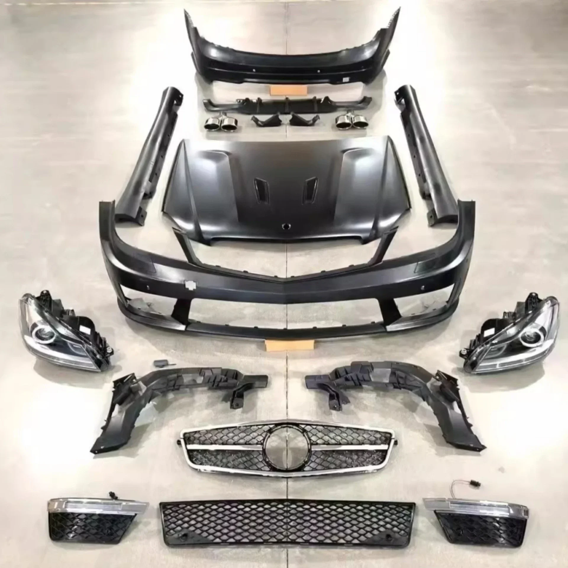 Vorne Hinten Stoßstange Seite Rock Motorhaube Kotflügel Grille für Mercedes Benz C Klasse W204 11-14 Konvertieren C63 neue Stil Auto Body Kit