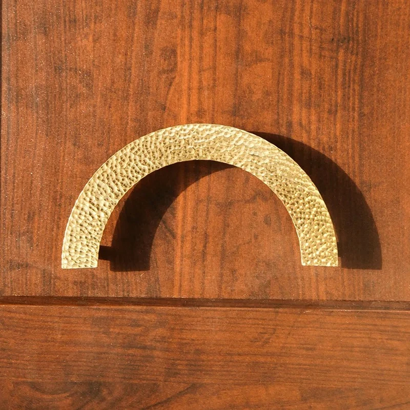 Knurled Kitchen Cabinet Door Handles Luxury Brass Hammer Semi-circular Handle Nordic Wardrobe Drawer Pulls Furniture Handles