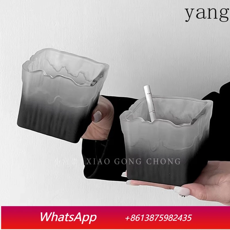 LMM niche retro fashion ashtray high sense gradual change black glass ashtray anti fly ash