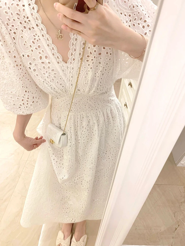 Lingzhiwu-elegant Korean dress V-neck lantern sleeve hollow out fairy slim waist tea break Dresses summer 2024 New Arrival