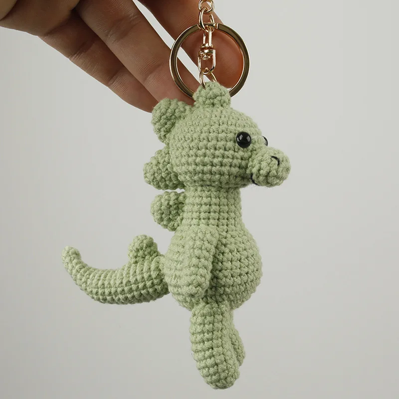 Llavero de dinosaurio de ganchillo hecho a mano, lindo mini dinosaurio verde amigurumi, colgante para bolso, mochila, llavero de coche, regalo