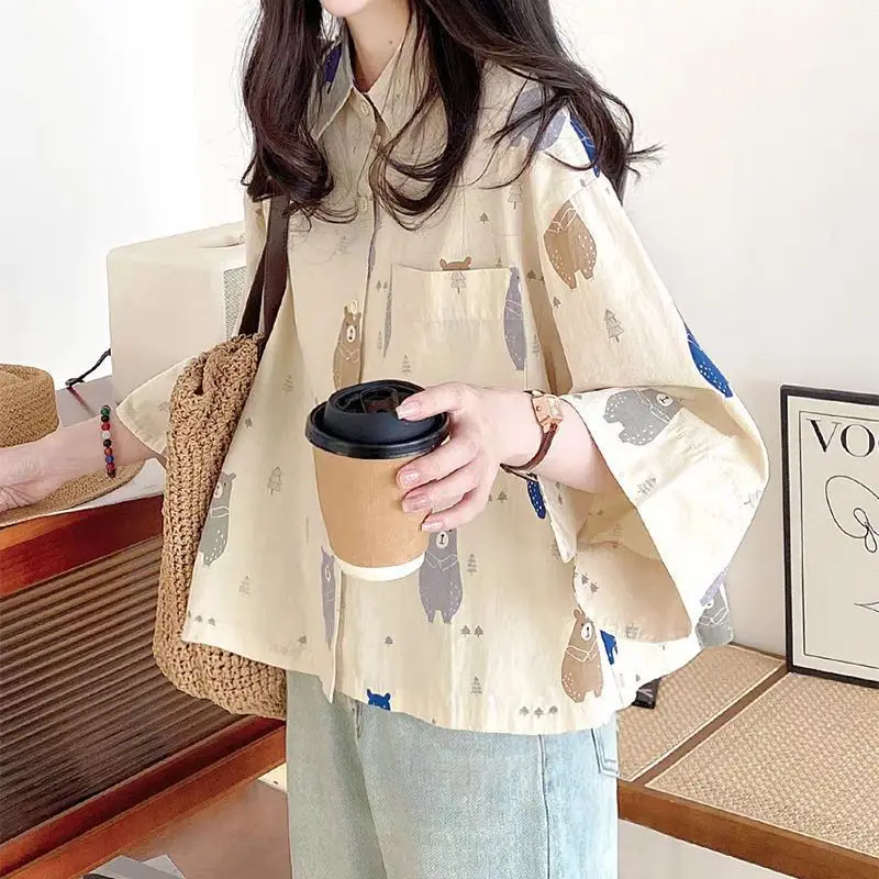 

Women's Cute Bear Print Button-Down Shirt, Loose-Fit 3/4 Sleeve Blouse with Chest Pocket, Casual Lightweight Top for Summer
