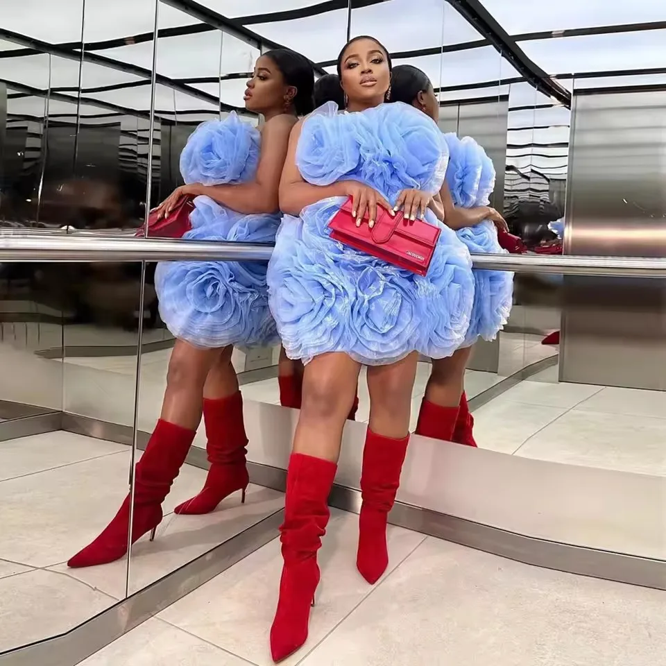 فساتين نسائية عصرية ثلاثية الأبعاد مصنوعة يدويًا على شكل زهرة للحفلات بدون حمالات من الأورجانزا فستان ماكسي صغير للنساء الأفريقيات