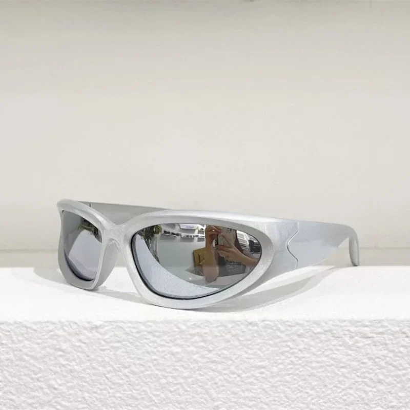 

New Y2K Sports Punk Sunglasses Women Designer Square Goggle Men Luxury Brand Sun Glasses UV400 Colorful Mirror Fashion Eyewear