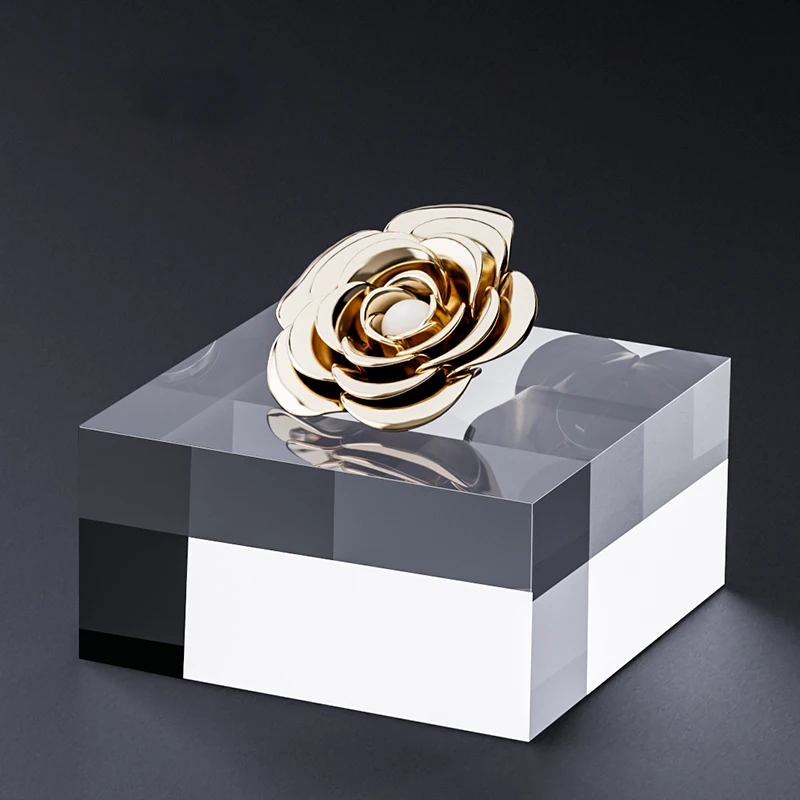 Acrylic Square Display Block Clear Polished Acrylic Cube Solid Display Riser Stand Pedestal for Jewelry Perfume Collection