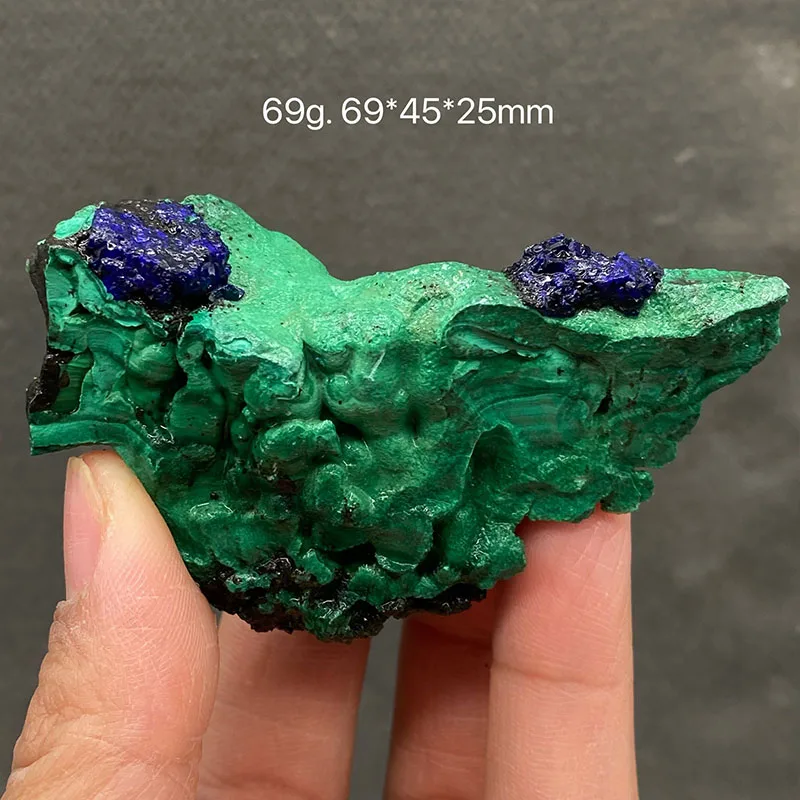 100% natural small pendant azurite  raw stone specimen mineral ， healing crystal ， collection