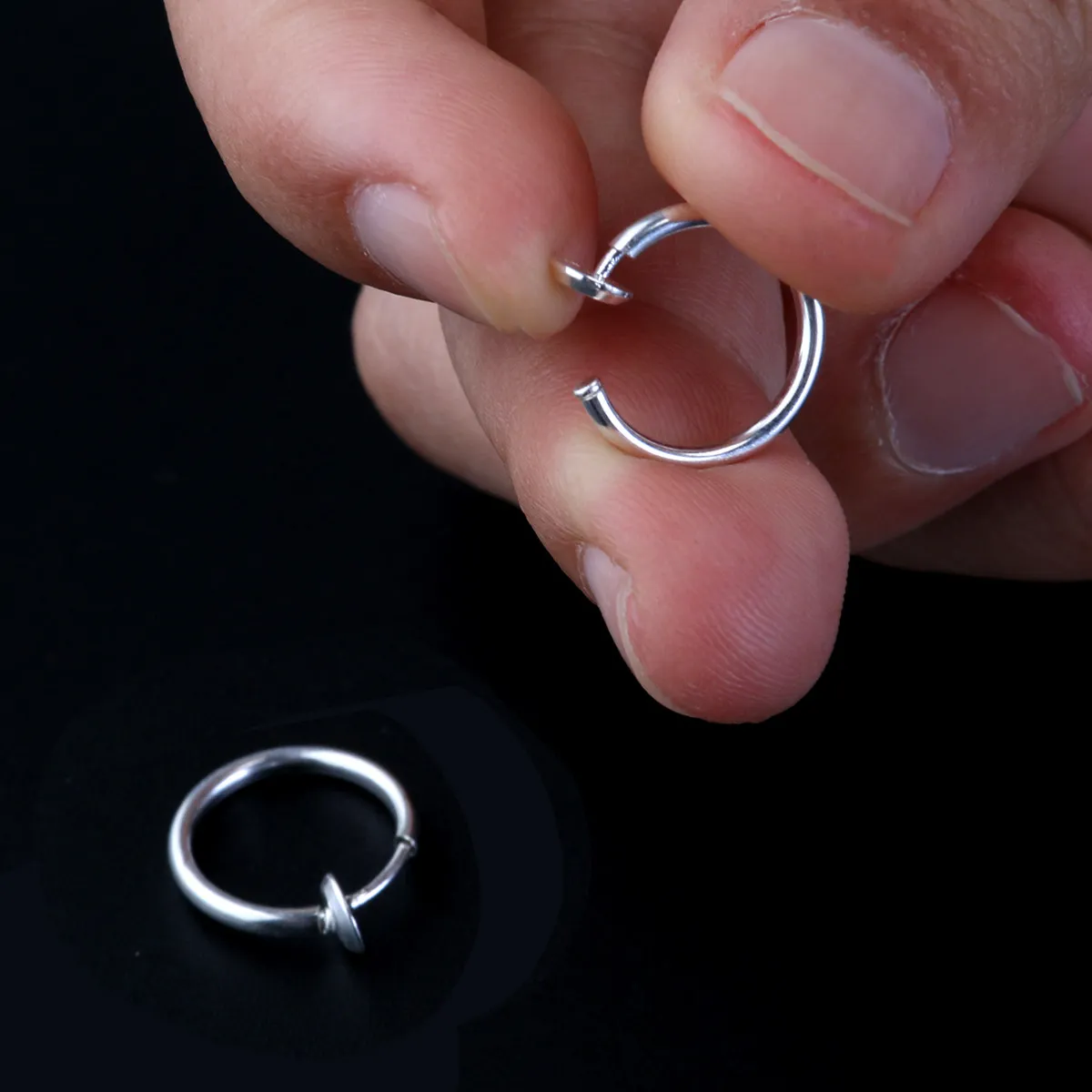 8Pcs High Quality Clip on Piercing Rings for Ear Nose Lip Belly Comfortable Texture Fashion Forward Design Long Wearing Body