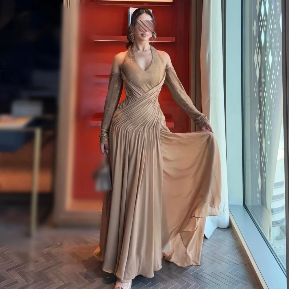 Customized Charming Halter Formal Evening Gowns Pleat Long Dresses Prom Dresses Glitter Party Gown High Quality
