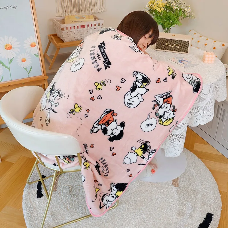 

Милое теплое фланелевое одеяло с принтом Снупи и Чарли, аниме-стиль, кавайный дизайн, аксессуары с принтом Снупи, для отдыха, теплое автомобильное одеяло