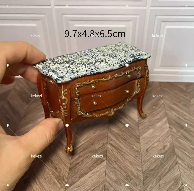 1:12 Poppenhuis Europees Meubilair Decoratieve Miniaturen Scène Mini Gesneden Tafel Stoel Computer Bureau Stoel Meubilair - afbeelding 1