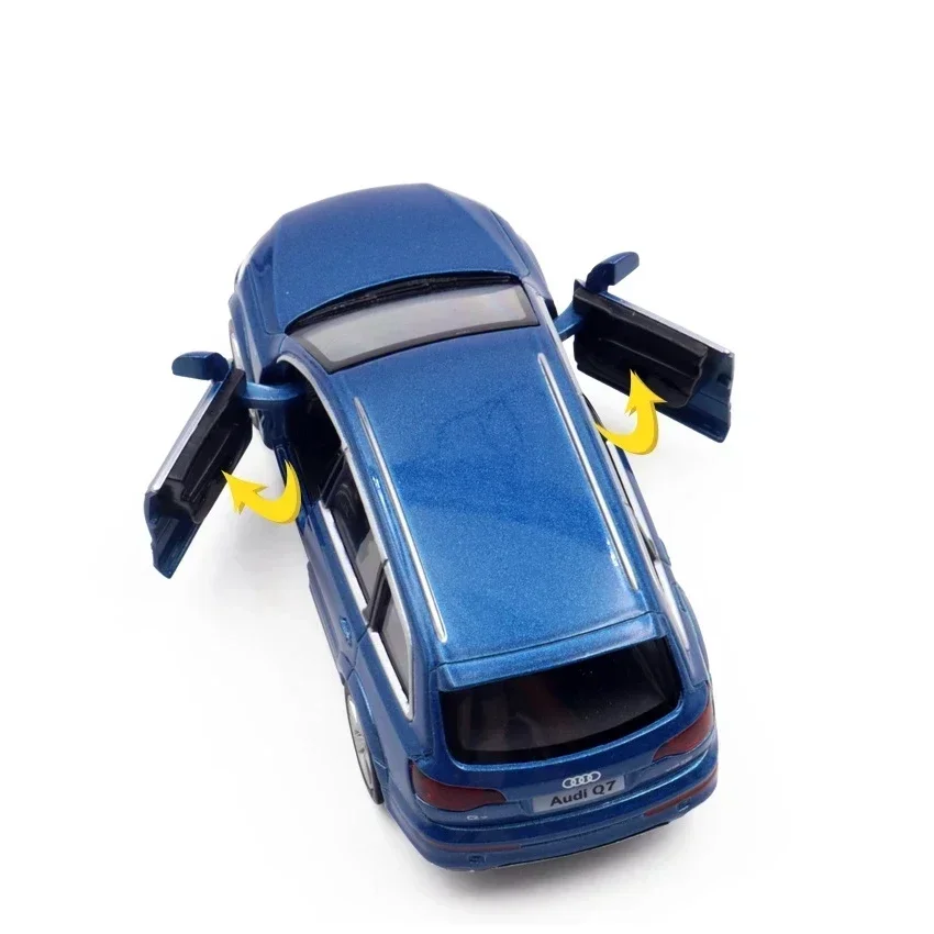 1:36 Audi Q7 V12 Toy Car Model For Children RMZ CiTY SUV Sport Diecast Alloy Vehicle Miniature Pull Back Collection Gift for Boy