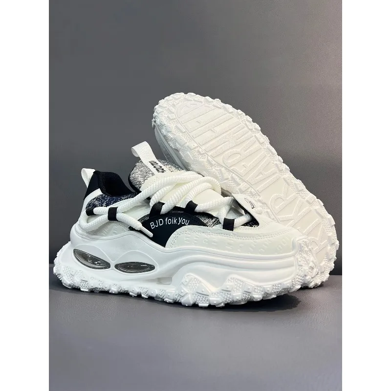 حذاء رجالي لخريف 2025 بتصميم Thin Breathable Me Dad oes Air Cuion Sle حذاء رياضي غير رسمي عصري منخفض القطع سهل الارتداء بمقدمة مستديرة