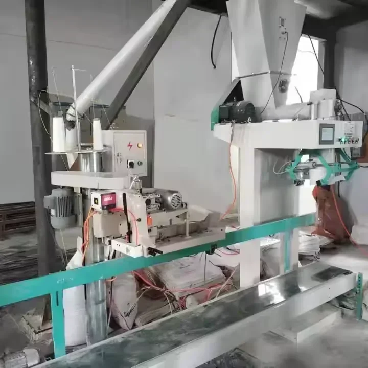 عرض فيديو مجاني آلة تعبئة دقيق الذرة والذرة والذرة آلة تعبئة الحبوب وزنها آلة التعبئة والتغليف / آلة تعبئة الدقيق برأس مزدوج #1